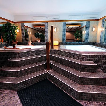 נחיו Hotell Hoegland מראה חיצוני תמונה