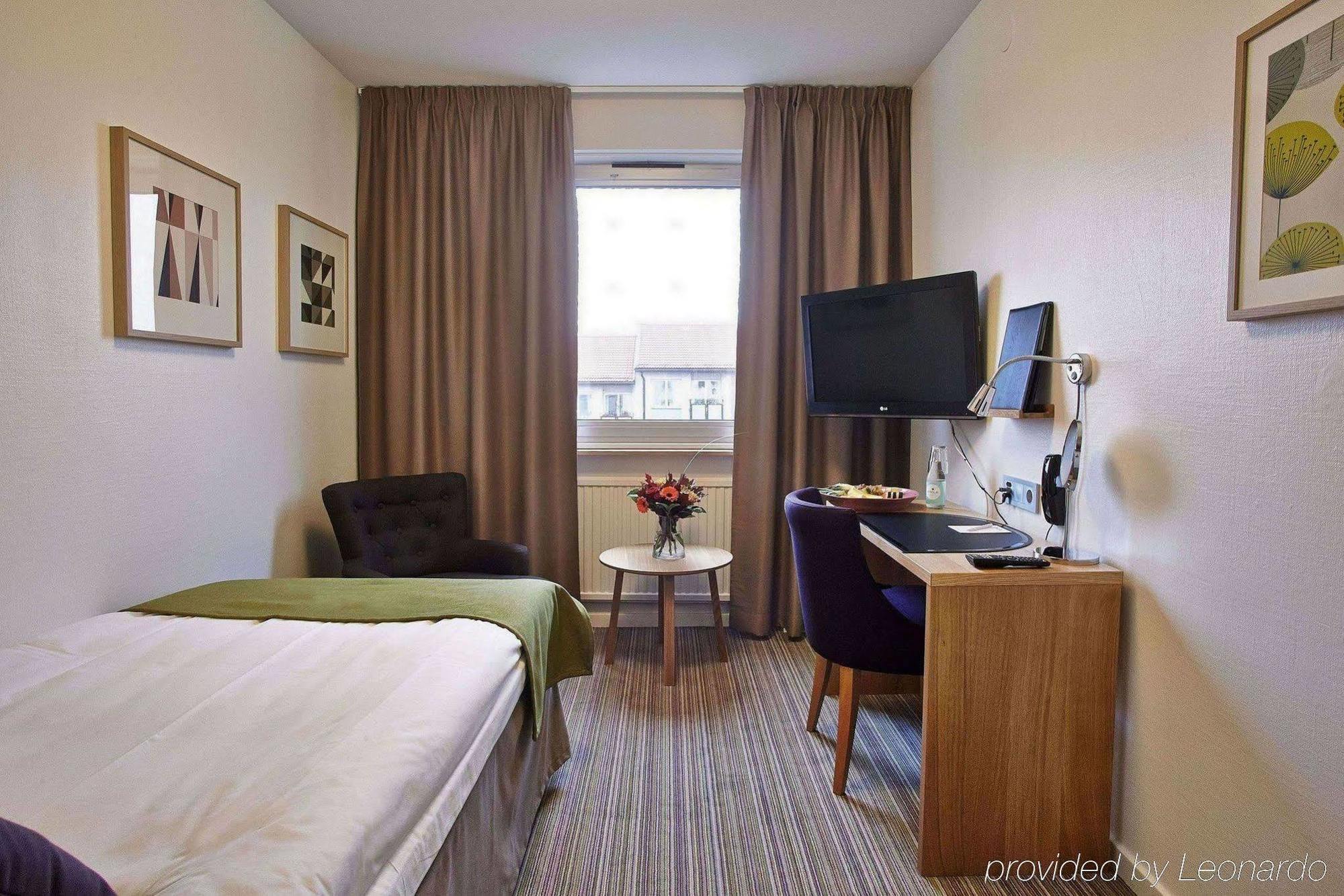 נחיו Hotell Hoegland מראה חיצוני תמונה